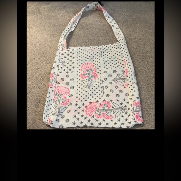 Free People Floral Print One Large Tote and Three Regular Totes 🌺 - Picture 3 of 4